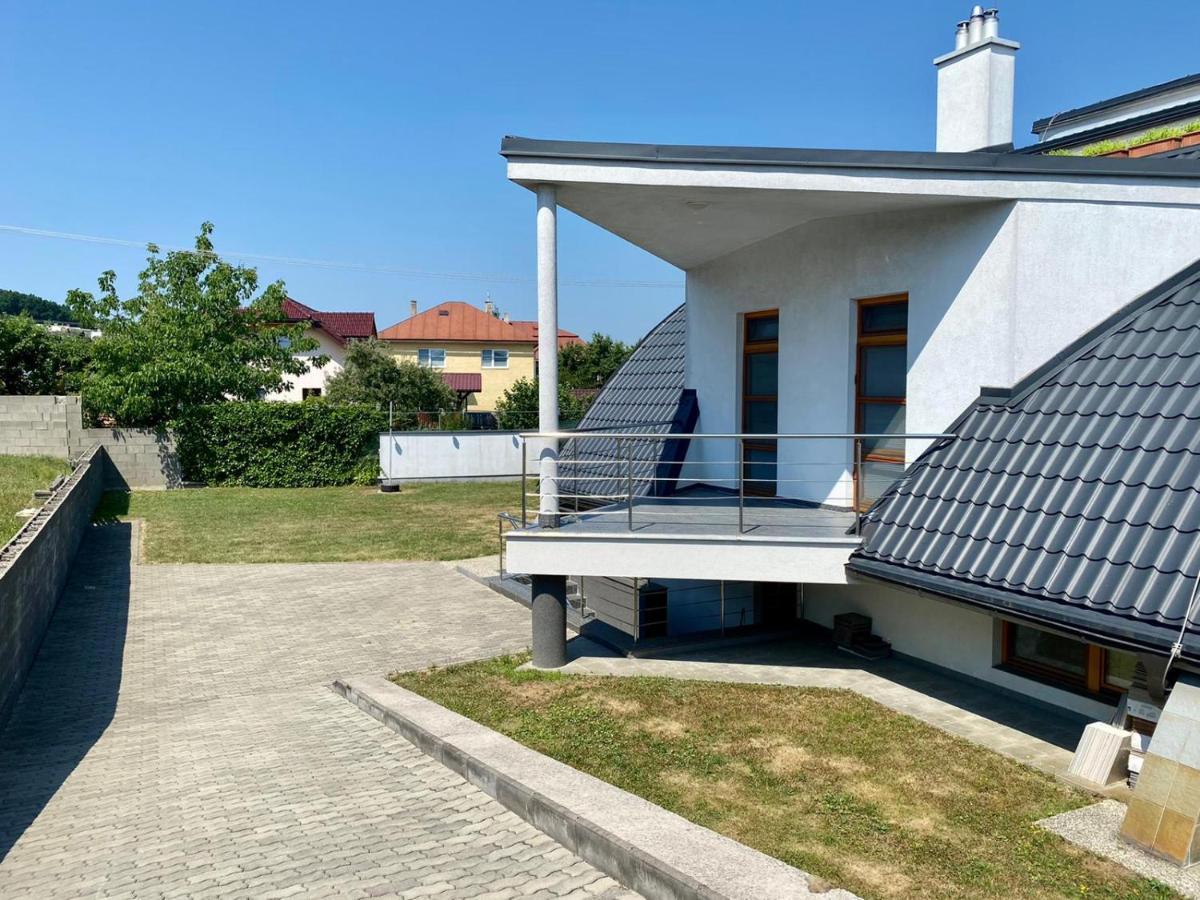 Apartman Triga Snina Extérieur photo